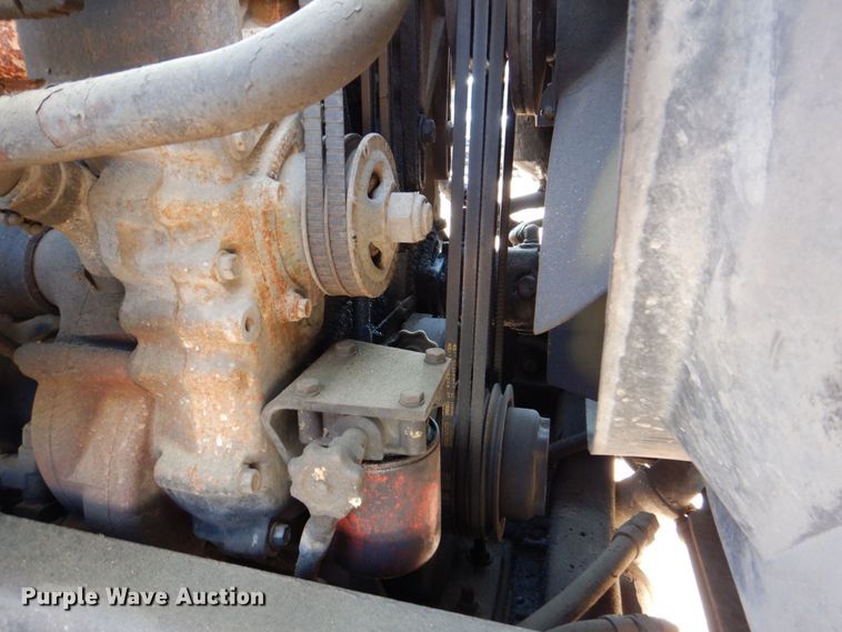 image for item DS8043 1997 Volvo Autocar  vacuum truck