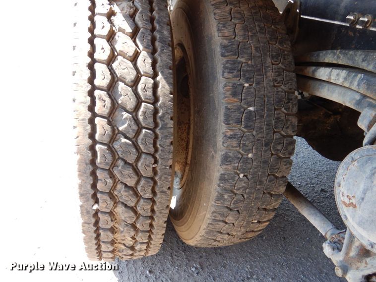 image for item DS8043 1997 Volvo Autocar  vacuum truck