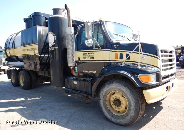 image for item DS8044 2002 Sterling Acterra  vacuum truck