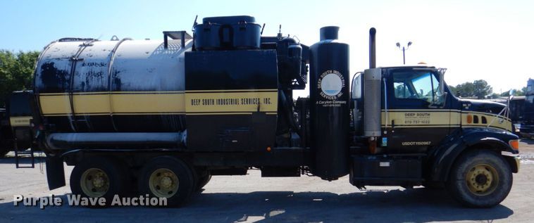 image for item DS8044 2002 Sterling Acterra  vacuum truck