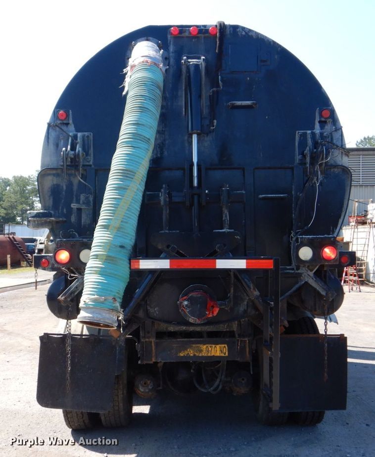 image for item DS8044 2002 Sterling Acterra  vacuum truck