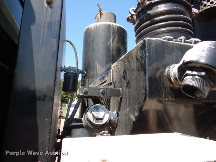 image for item DS8044 2002 Sterling Acterra  vacuum truck