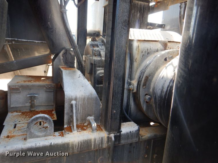 image for item DS8044 2002 Sterling Acterra  vacuum truck