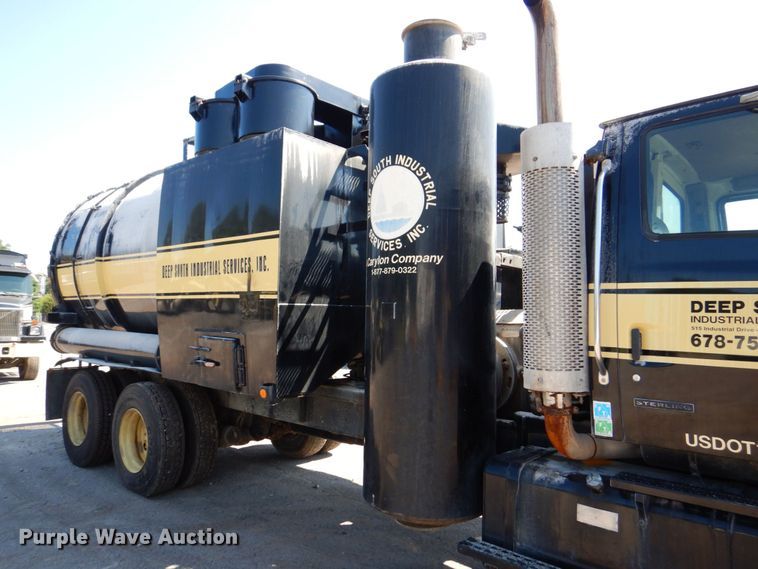 image for item DS8044 2002 Sterling Acterra  vacuum truck