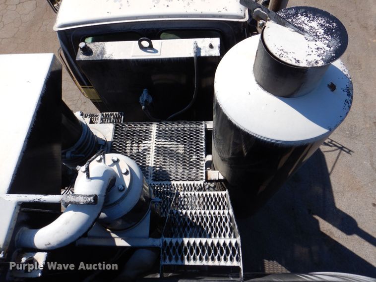 image for item DS8044 2002 Sterling Acterra  vacuum truck