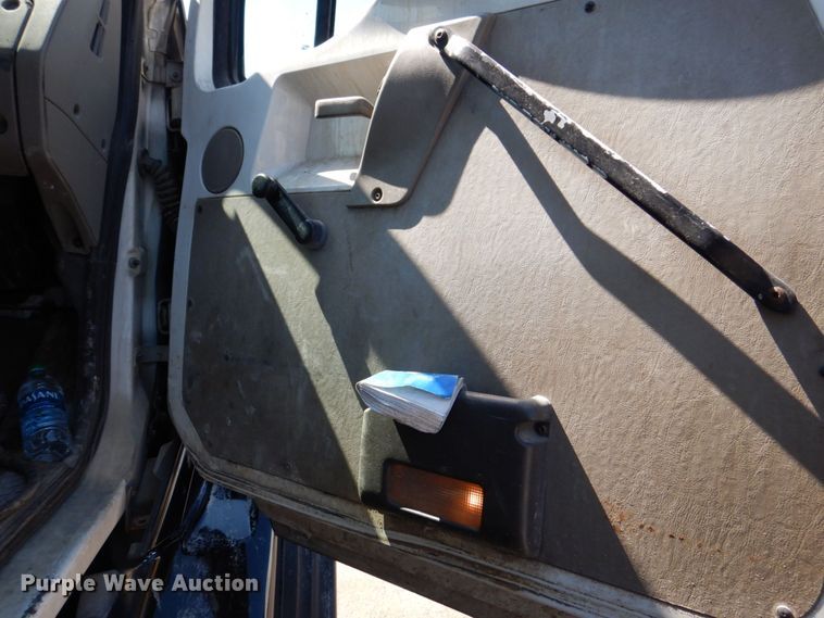 image for item DS8044 2002 Sterling Acterra  vacuum truck