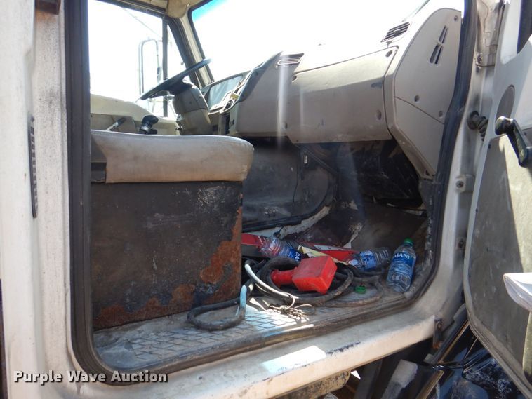 image for item DS8044 2002 Sterling Acterra  vacuum truck