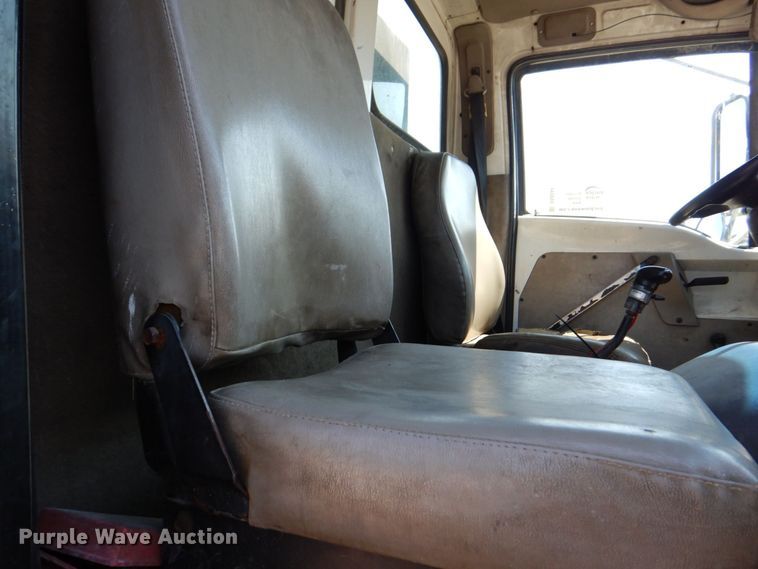 image for item DS8044 2002 Sterling Acterra  vacuum truck