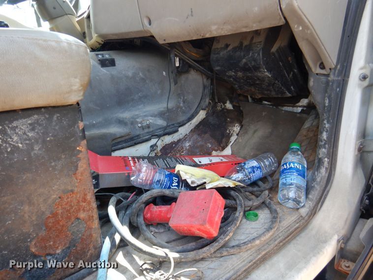 image for item DS8044 2002 Sterling Acterra  vacuum truck