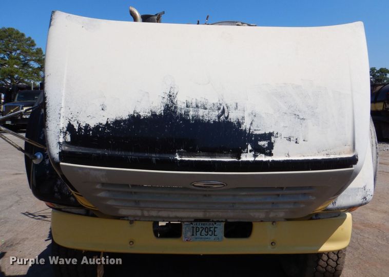 image for item DS8044 2002 Sterling Acterra  vacuum truck