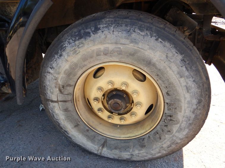 image for item DS8044 2002 Sterling Acterra  vacuum truck