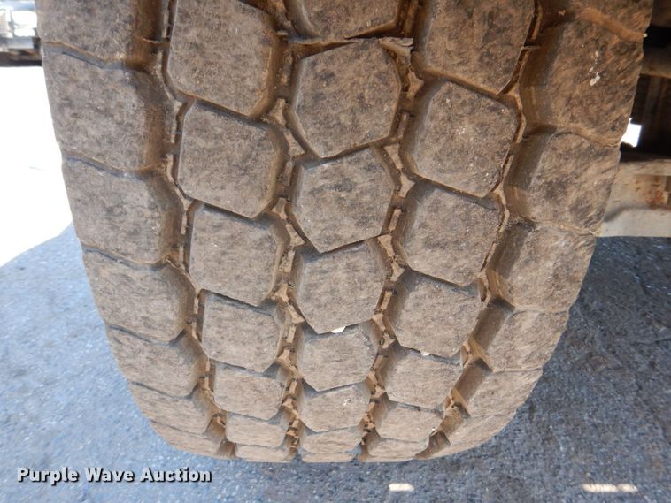 image for item DS8044 2002 Sterling Acterra  vacuum truck