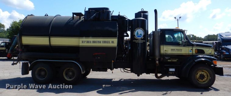 image for item DS8045 2003 Sterling Acterra  vacuum truck