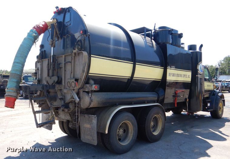 image for item DS8045 2003 Sterling Acterra  vacuum truck