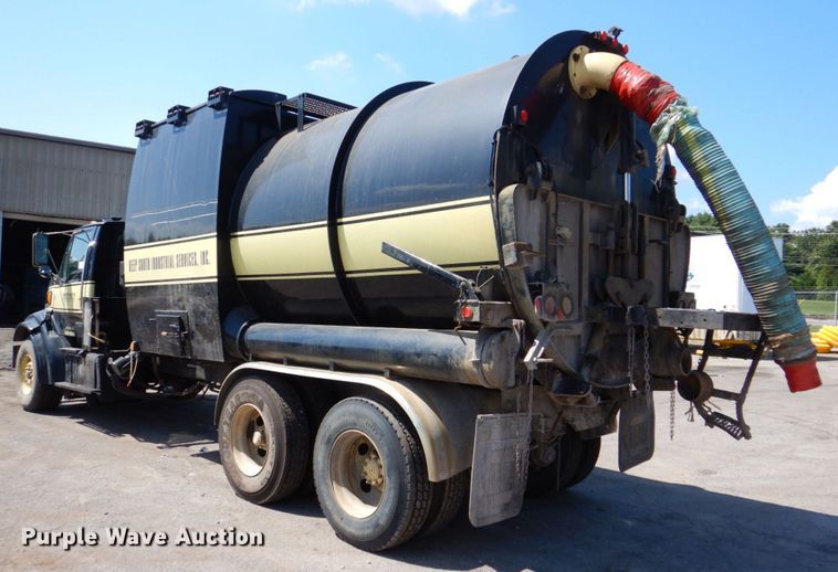 image for item DS8045 2003 Sterling Acterra  vacuum truck