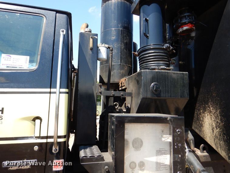 image for item DS8045 2003 Sterling Acterra  vacuum truck