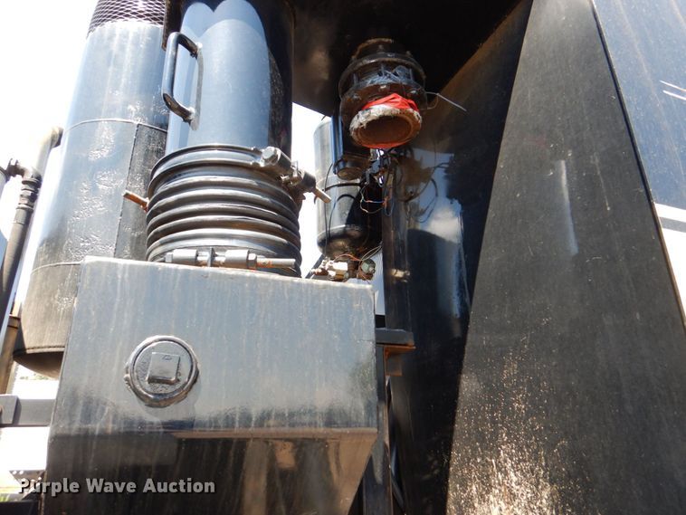 image for item DS8045 2003 Sterling Acterra  vacuum truck