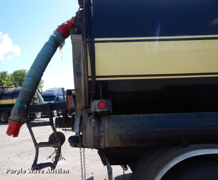 image for item DS8045 2003 Sterling Acterra  vacuum truck