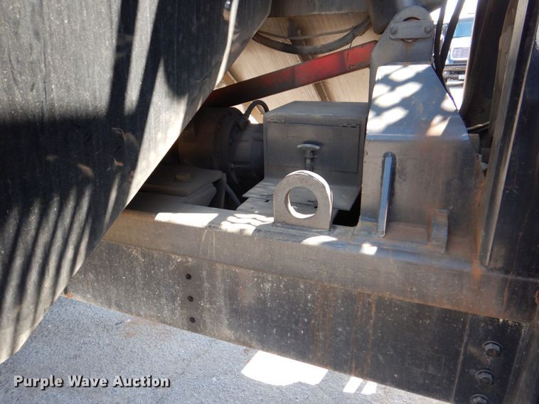 image for item DS8045 2003 Sterling Acterra  vacuum truck