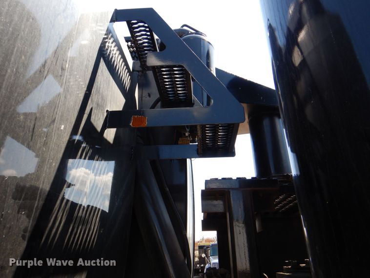 image for item DS8045 2003 Sterling Acterra  vacuum truck