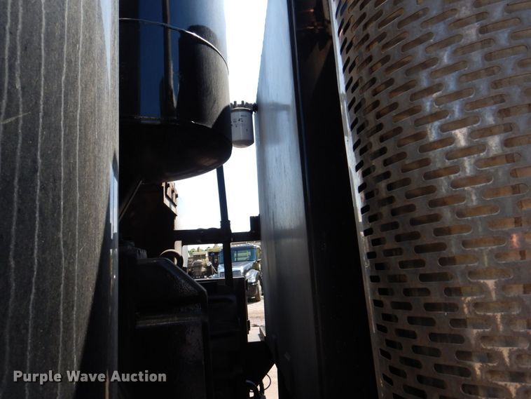 image for item DS8045 2003 Sterling Acterra  vacuum truck