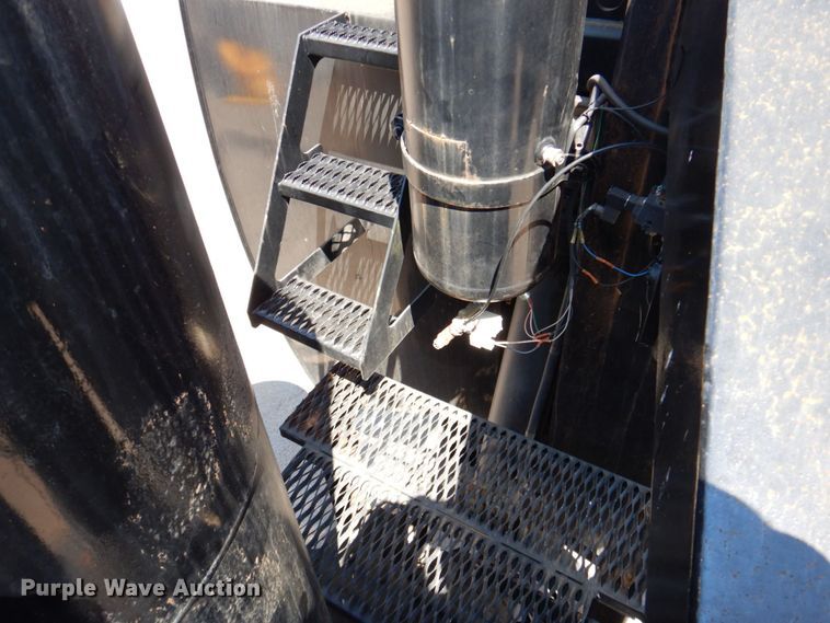 image for item DS8045 2003 Sterling Acterra  vacuum truck