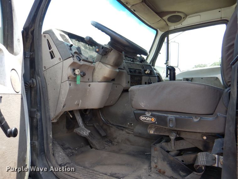 image for item DS8045 2003 Sterling Acterra  vacuum truck