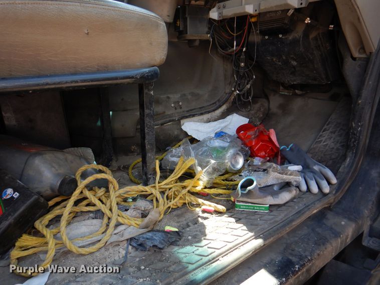 image for item DS8045 2003 Sterling Acterra  vacuum truck