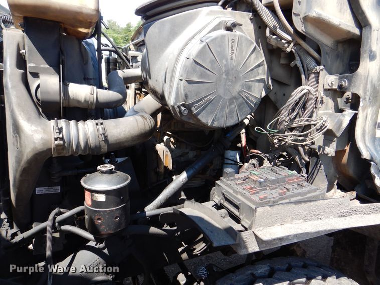 image for item DS8045 2003 Sterling Acterra  vacuum truck