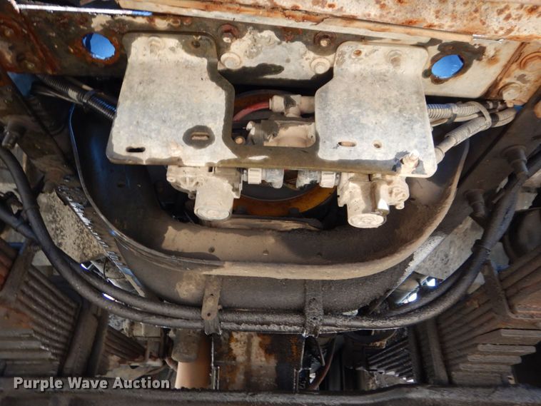 image for item DS8045 2003 Sterling Acterra  vacuum truck