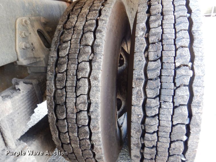 image for item DS8045 2003 Sterling Acterra  vacuum truck