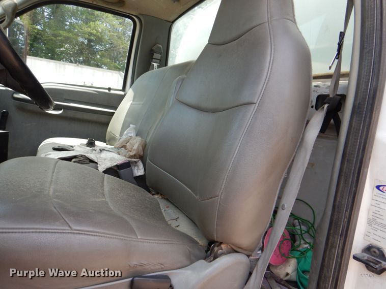 image for item DS8047 2006 Ford F750 Super Duty  water truck