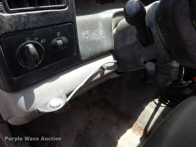 image for item DS8047 2006 Ford F750 Super Duty  water truck