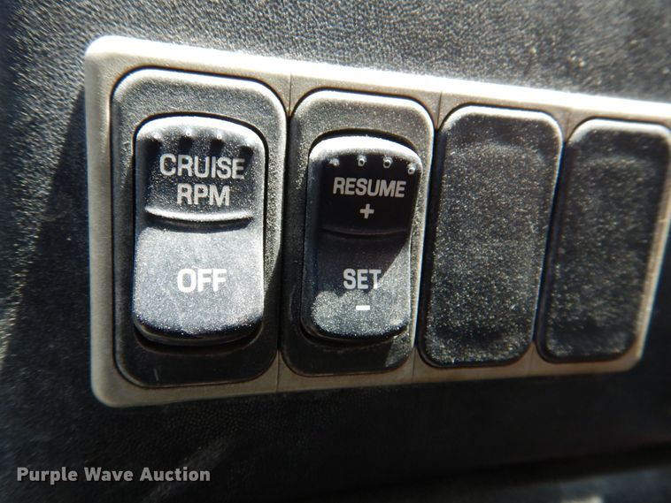 image for item DS8047 2006 Ford F750 Super Duty  water truck