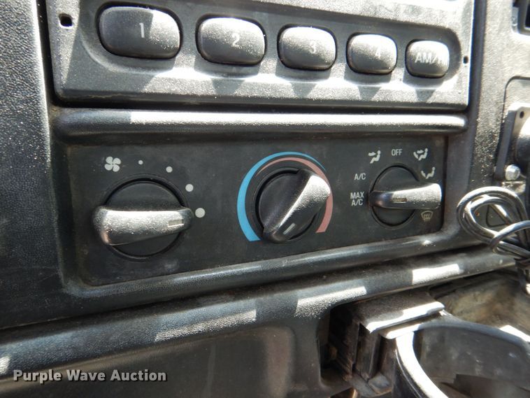 image for item DS8047 2006 Ford F750 Super Duty  water truck