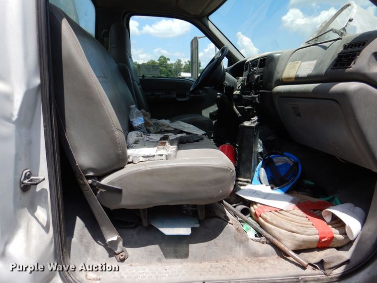 image for item DS8047 2006 Ford F750 Super Duty  water truck