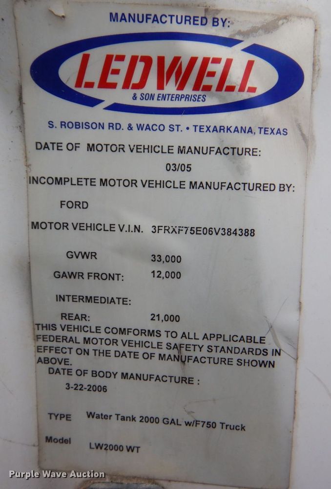 image for item DS8047 2006 Ford F750 Super Duty  water truck