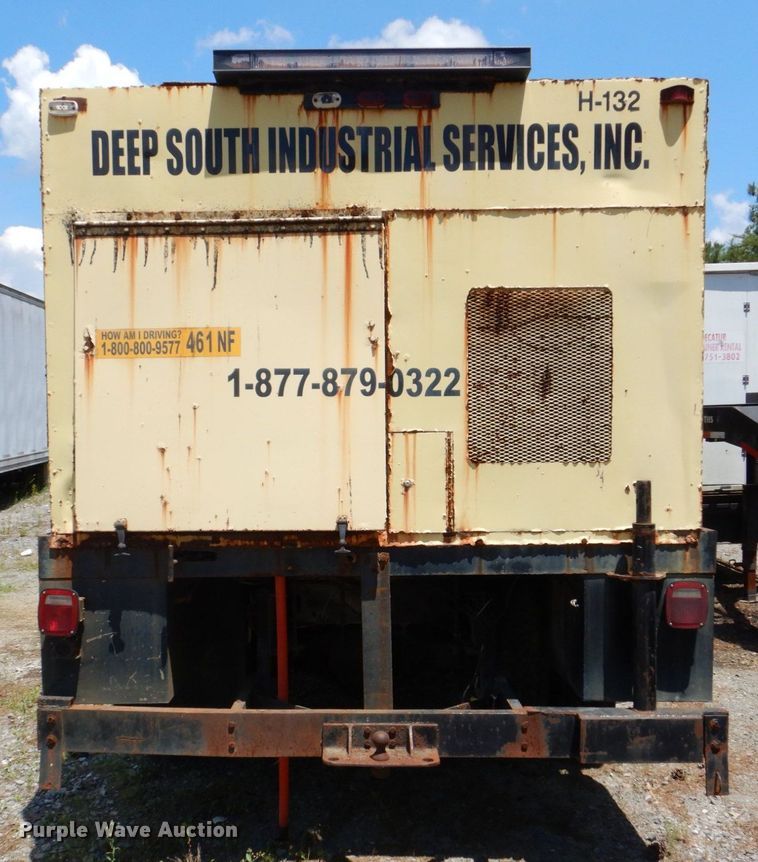 image for item DS8048 1991 Chevrolet Kodiak C6500  vacuum truck