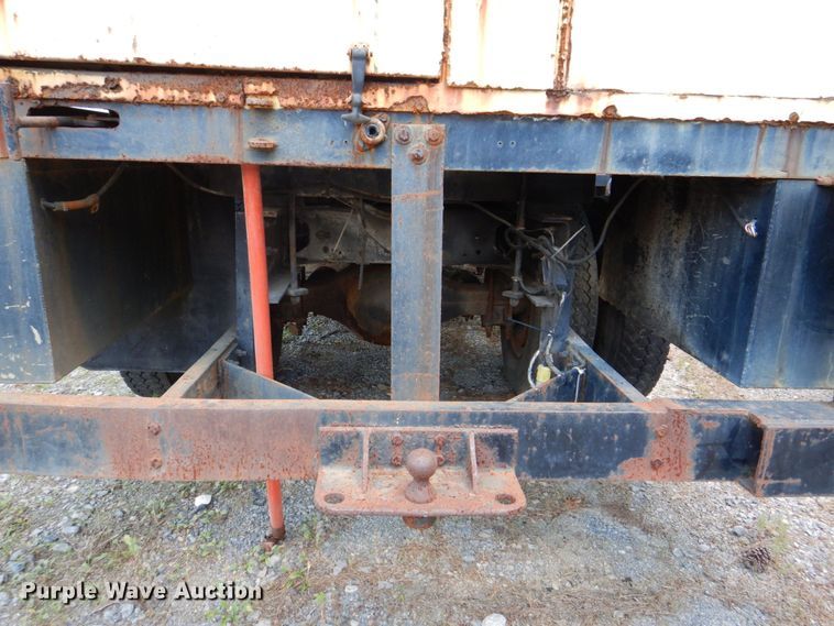 image for item DS8048 1991 Chevrolet Kodiak C6500  vacuum truck