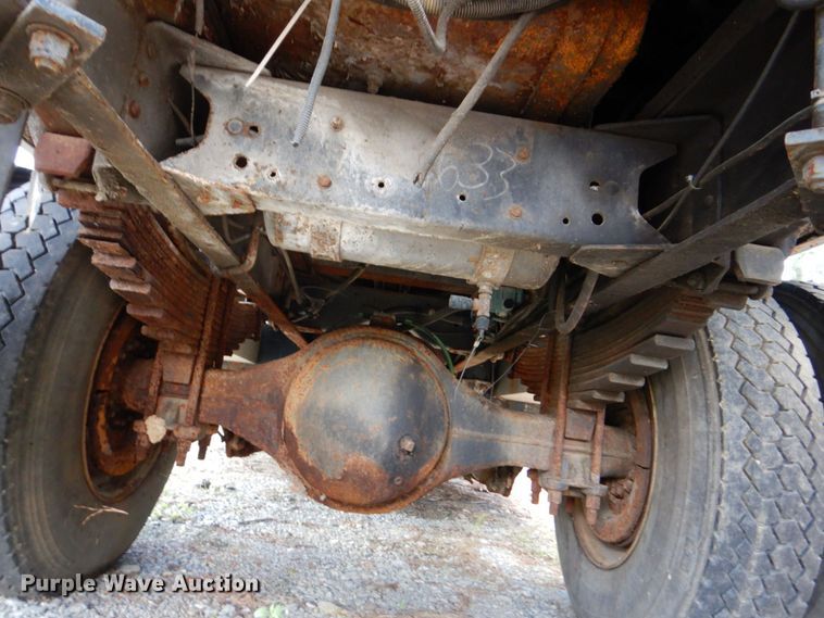 image for item DS8048 1991 Chevrolet Kodiak C6500  vacuum truck