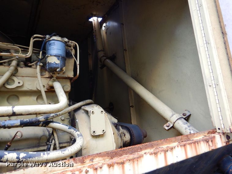 image for item DS8048 1991 Chevrolet Kodiak C6500  vacuum truck