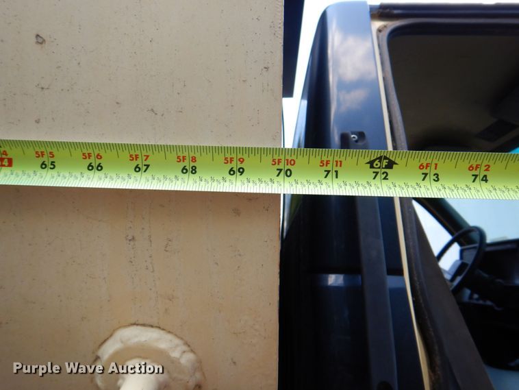 image for item DS8048 1991 Chevrolet Kodiak C6500  vacuum truck