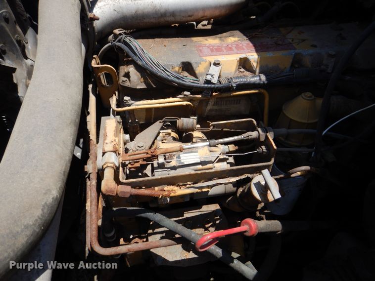 image for item DS8048 1991 Chevrolet Kodiak C6500  vacuum truck