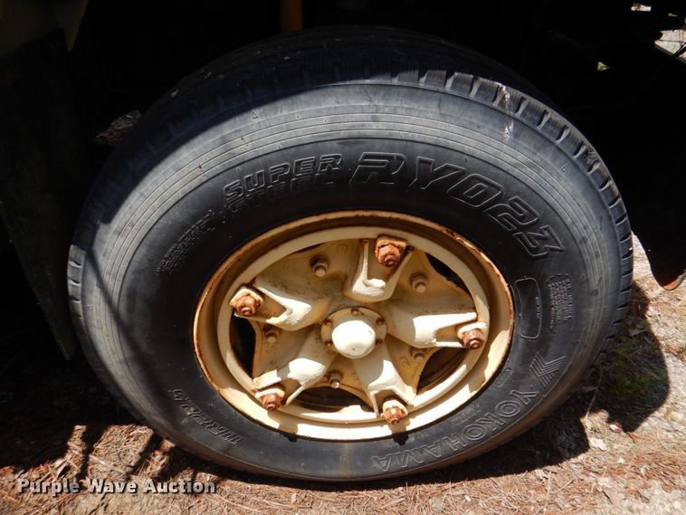 image for item DS8048 1991 Chevrolet Kodiak C6500  vacuum truck