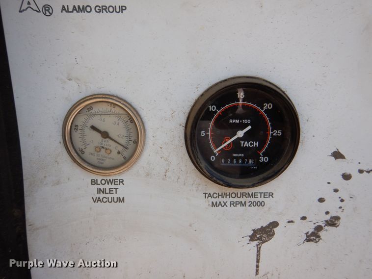 image for item DS8051 2002 Volvo VHD  vacuum truck