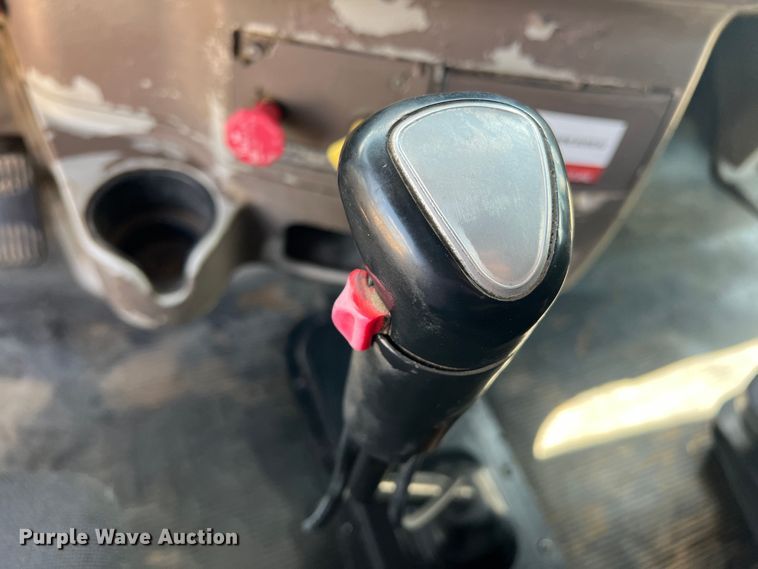 image for item DS8284 2007 Peterbilt 387  semi truck