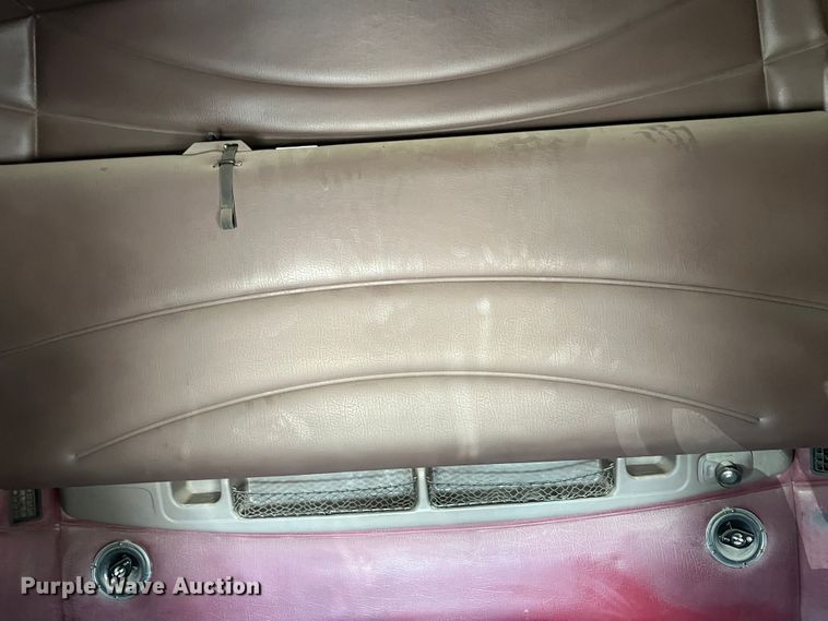 image for item DS8284 2007 Peterbilt 387  semi truck