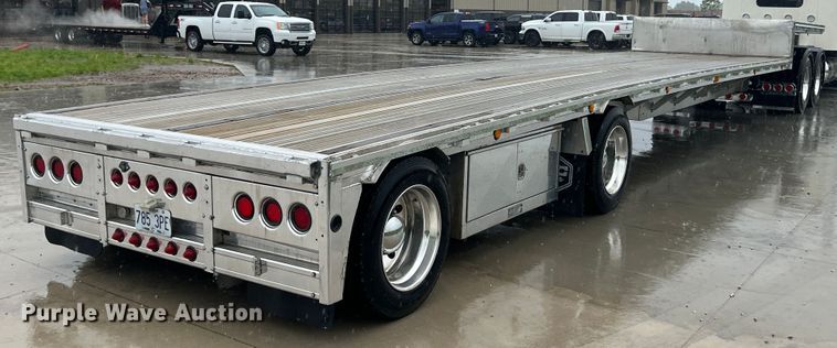 image for item HL9085 2001 Reitnouer  drop deck trailer