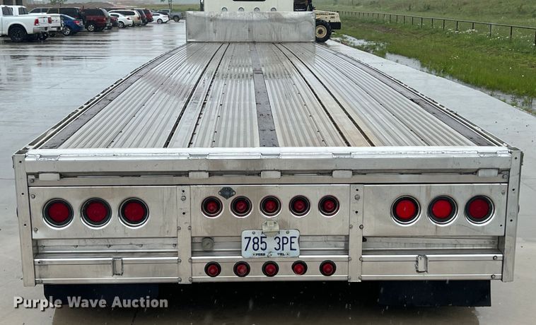 image for item HL9085 2001 Reitnouer  drop deck trailer