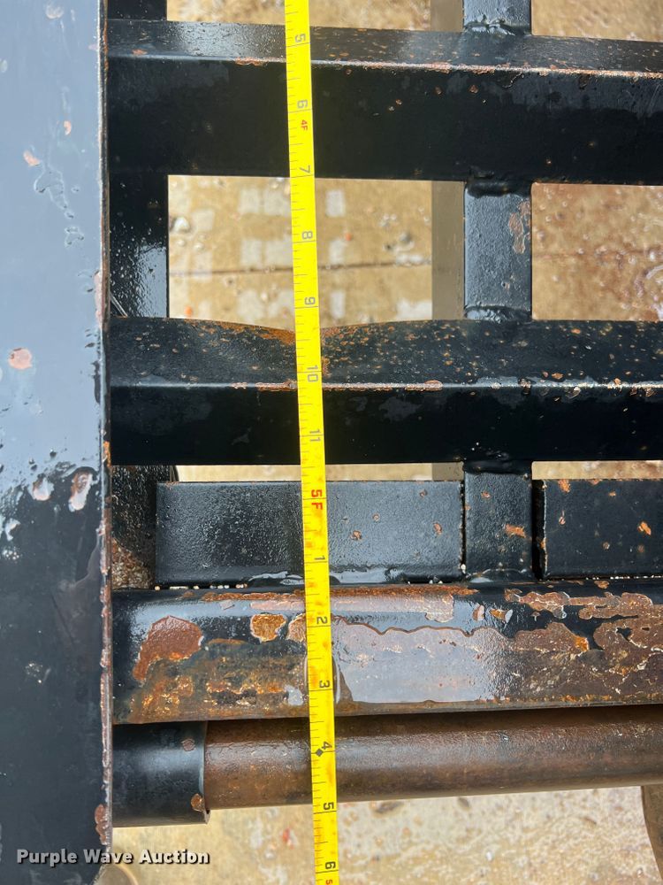 image for item HL9087 2004 Load Max  equipment trailer